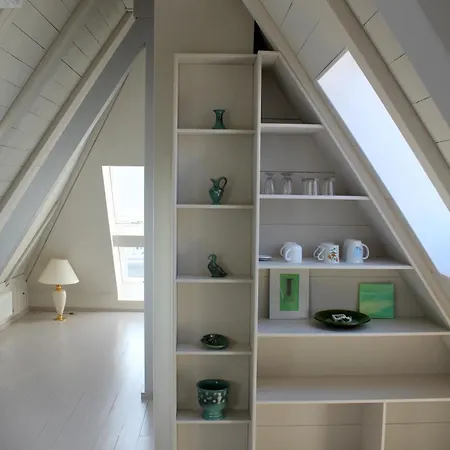 Kleine Wolke - Dachgeschoss Mit Klimaanlage Und Ausblick * Leipzig