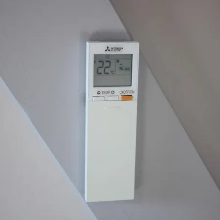 Kleine Wolke - Dachgeschoss Mit Klimaanlage Und Ausblick *