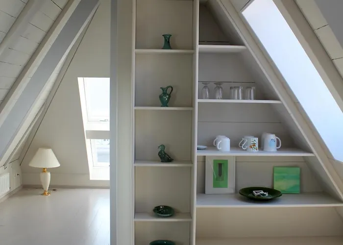 Kleine Wolke - Dachgeschoss Mit Klimaanlage Und Ausblick * Leipzig