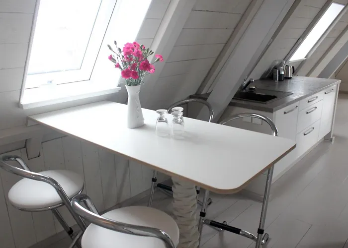 Apartamento Kleine Wolke - Dachgeschoss Mit Klimaanlage Und Ausblick Leipzig